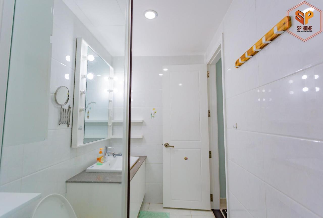 Sunrise City - 1 Bed Room - Full Furniture - City View Хошимин Екстериор снимка